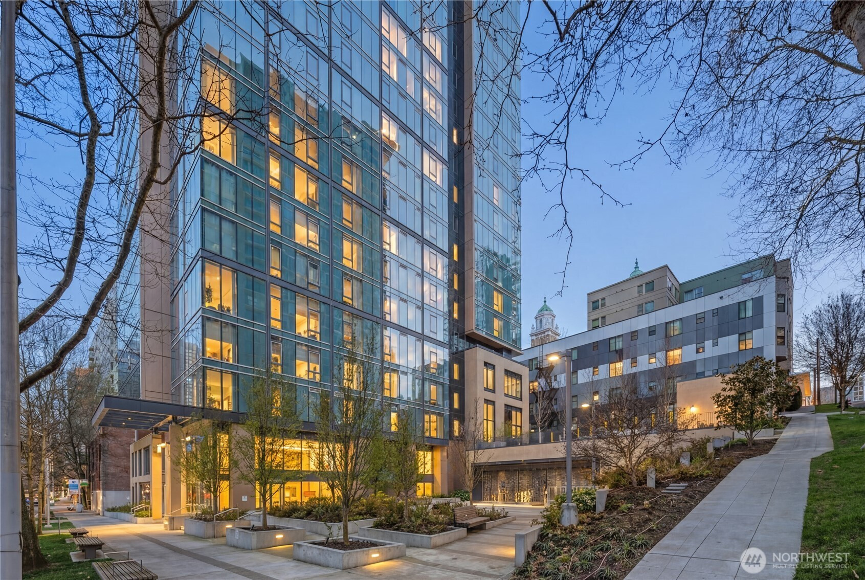 800 Columbia Street, Seattle, WA 98104