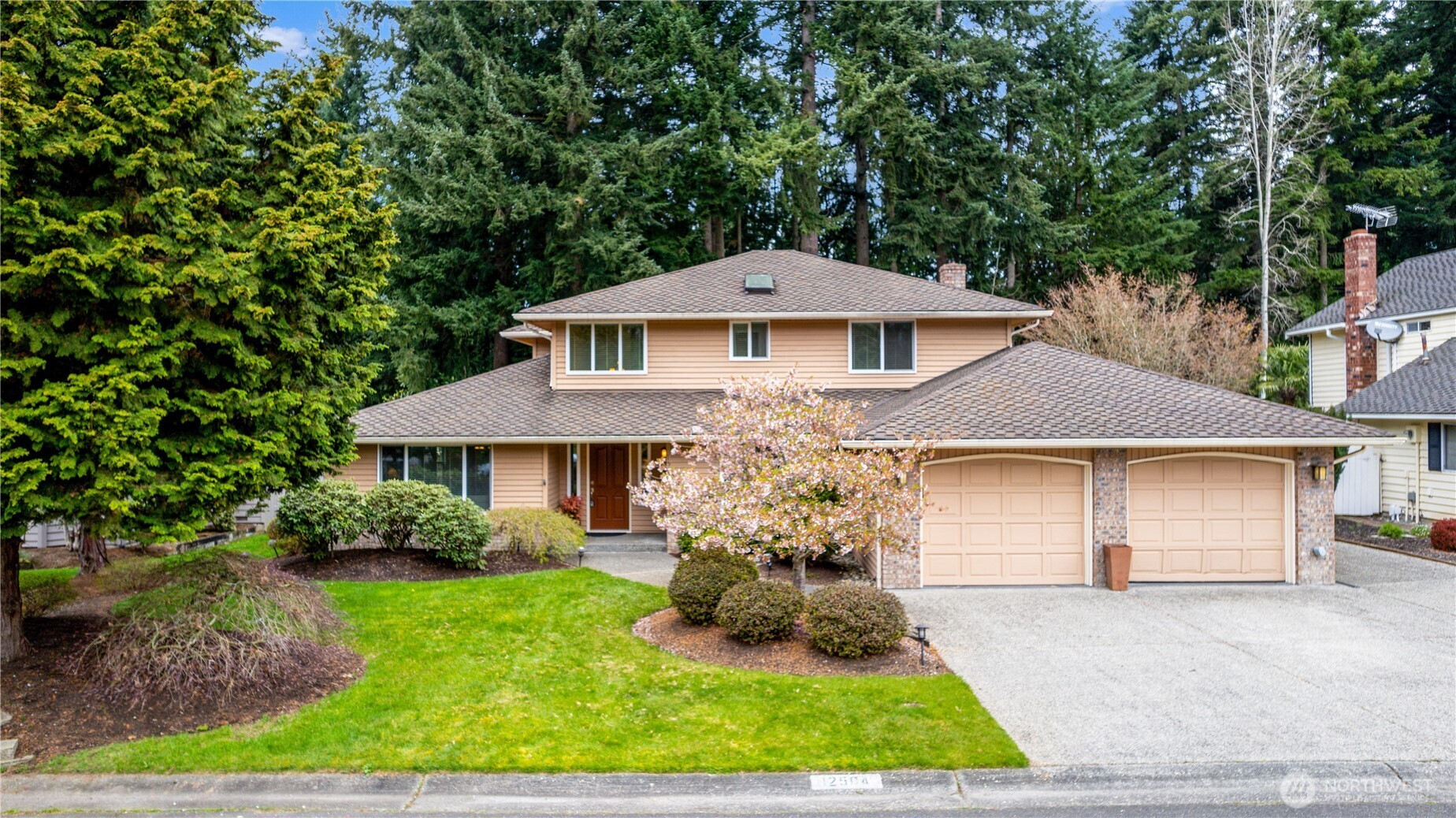 12504 40th Avenue SE, Everett, WA 98208