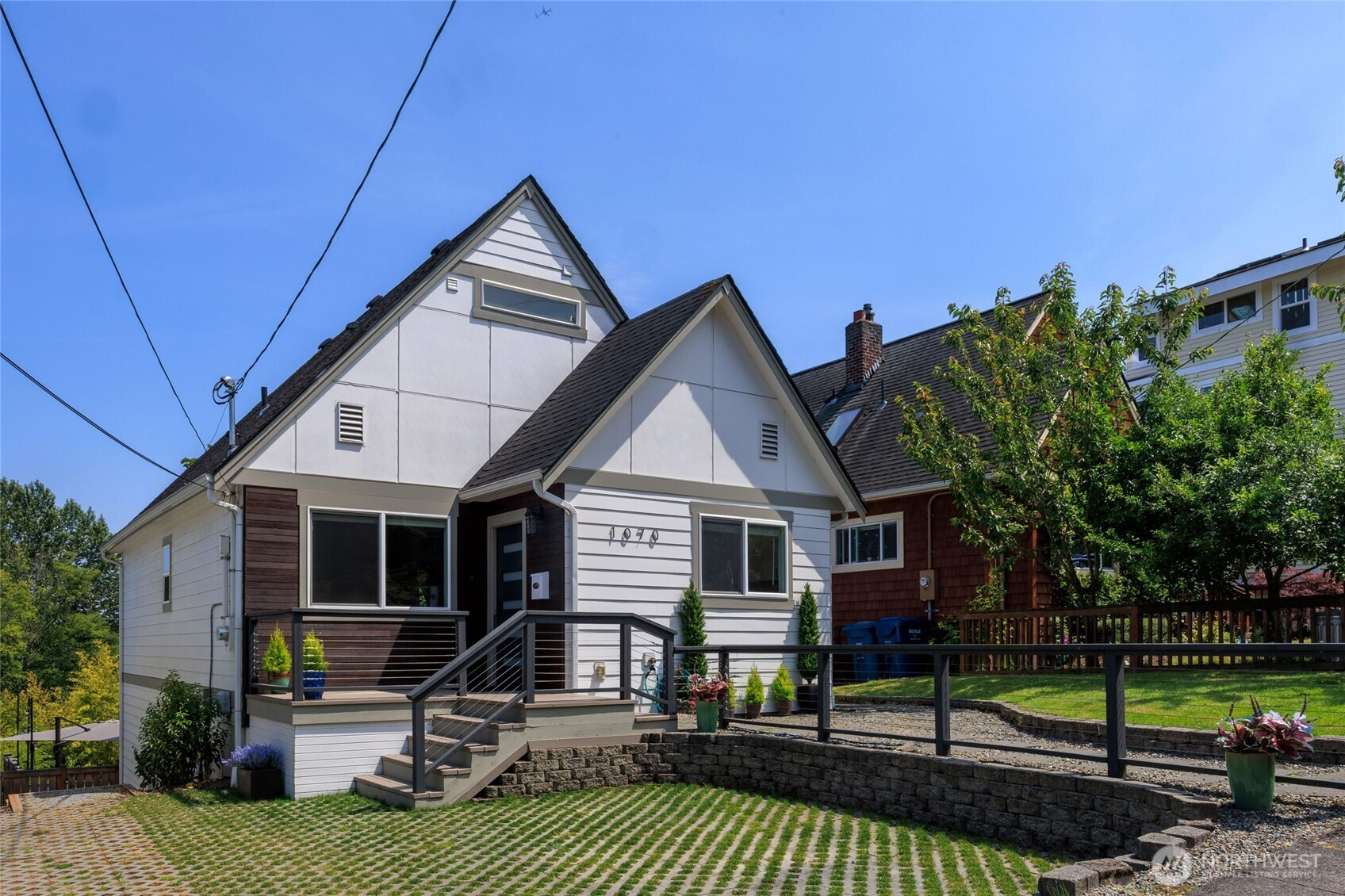 1070 25th Avenue E, Seattle, WA 98112