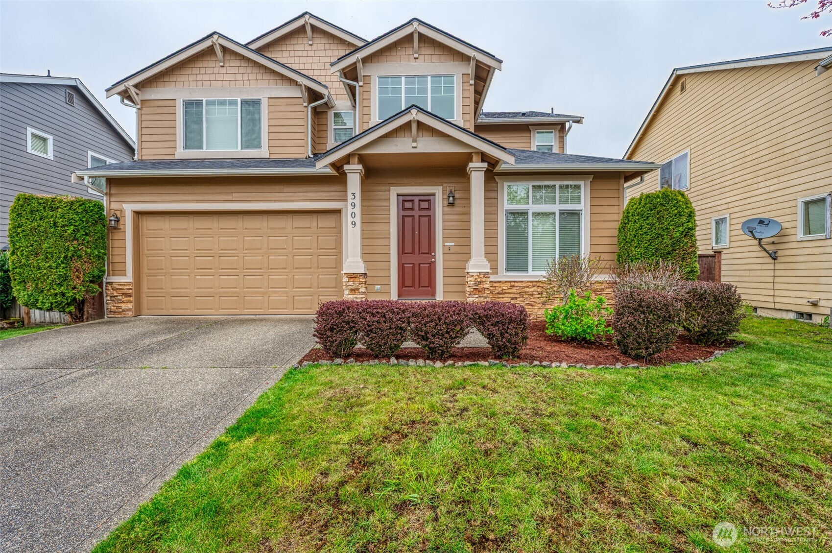 3909 Rossberg Street SE, Lacey, WA 98503