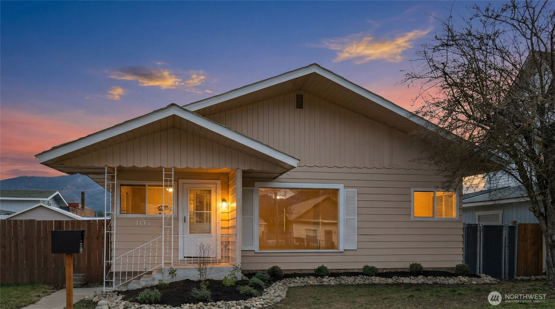 107 W 2nd Street, Cle Elum, WA 98922