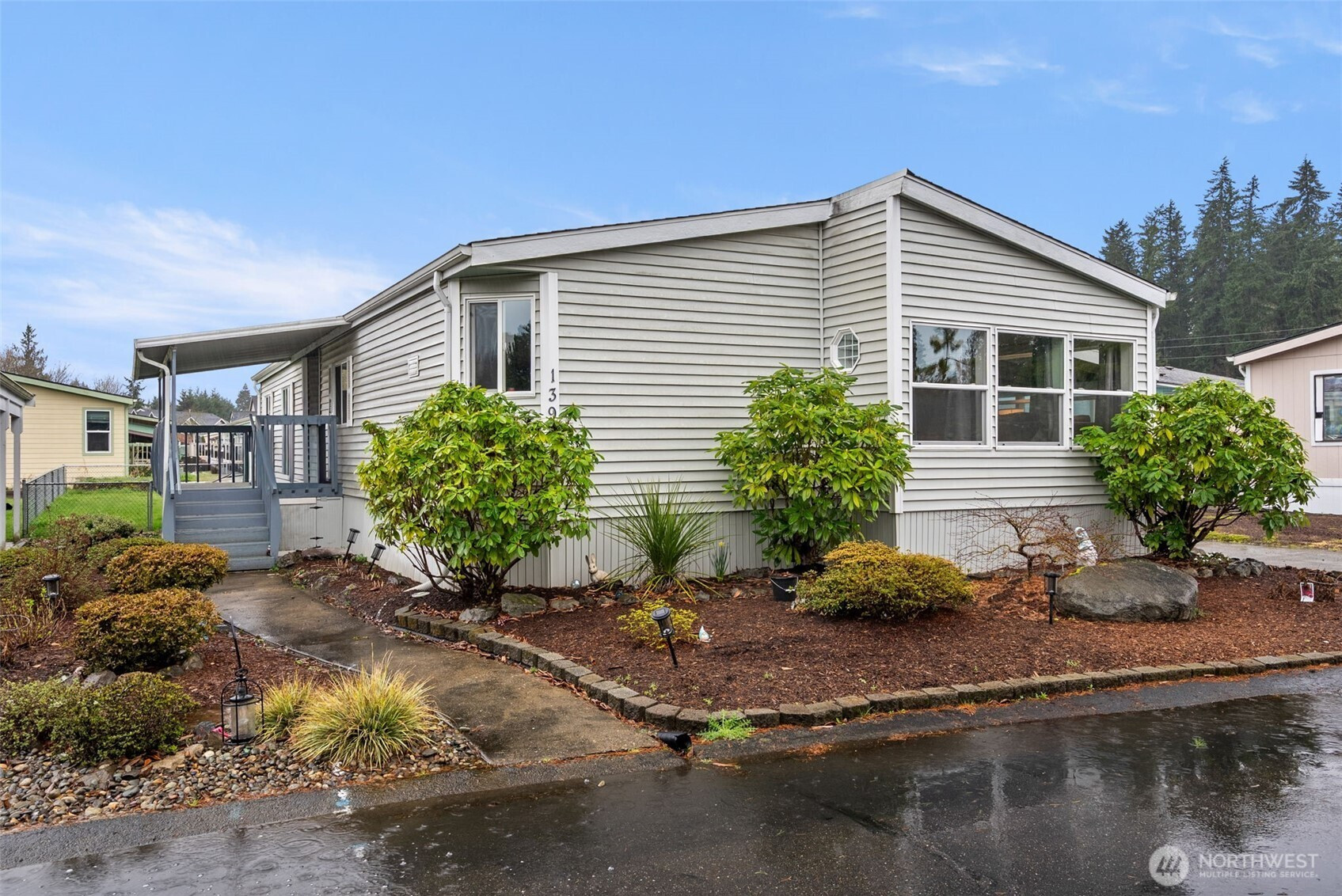 139 NE Saturn Lane, Bremerton, WA 98311