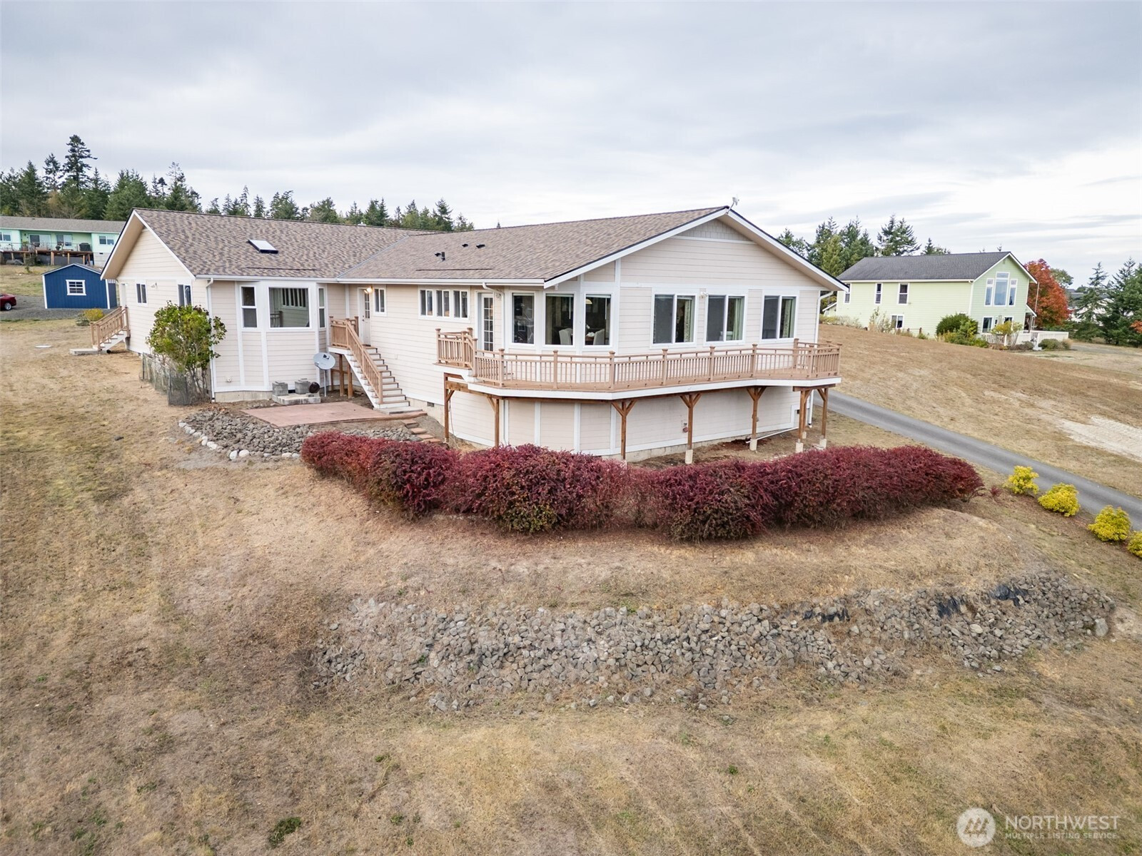 382 Discovery View Drive, Sequim, WA 98382