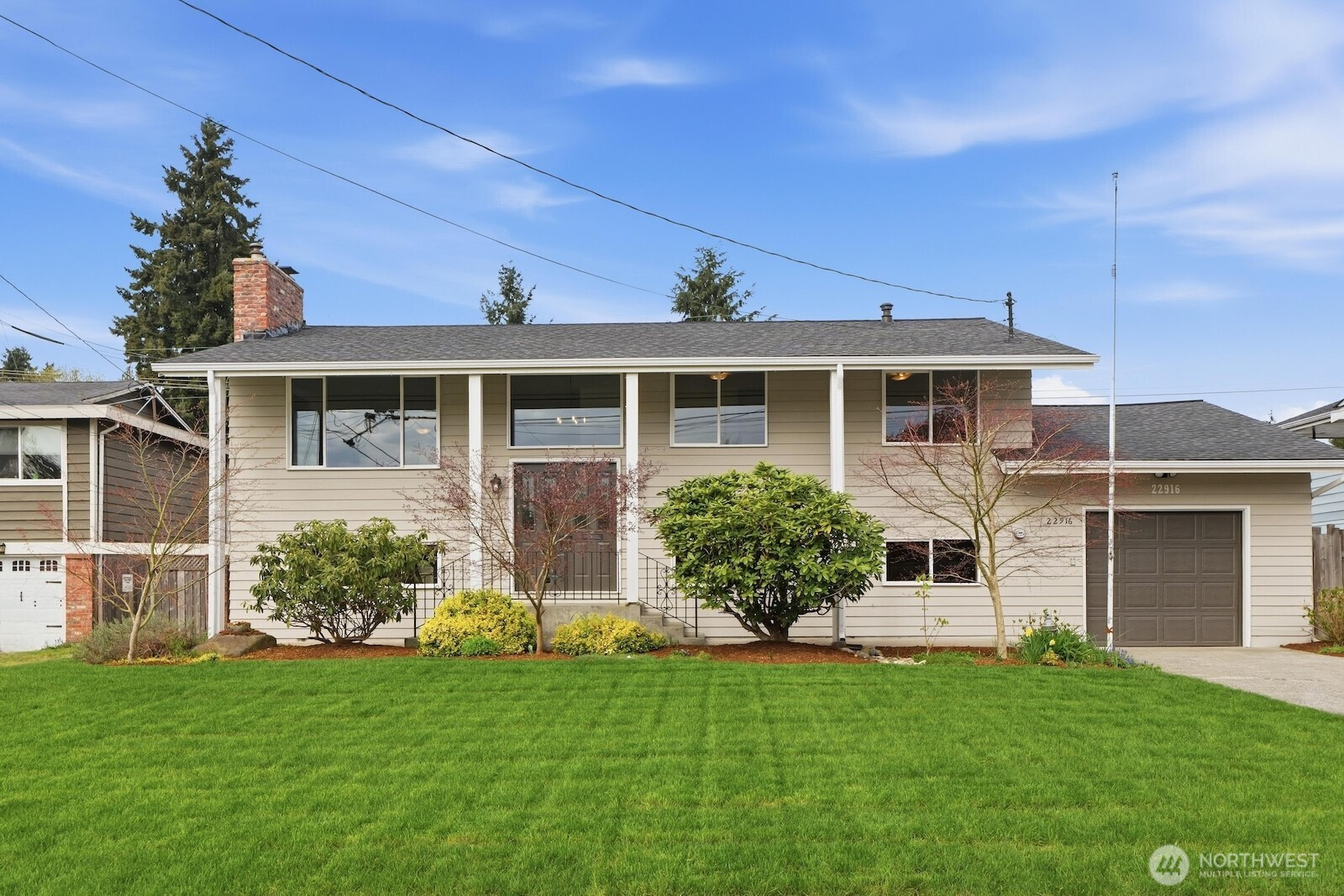 22916 72nd Place W, Mountlake Terrace, WA 98043