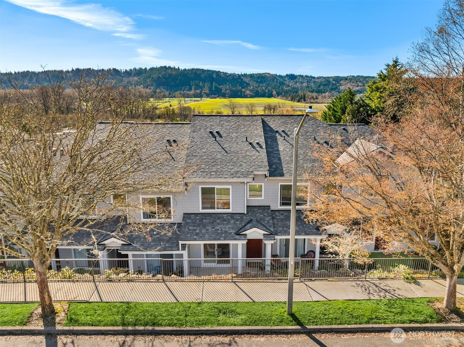 17421 1st Lane NE, Duvall, WA 98019