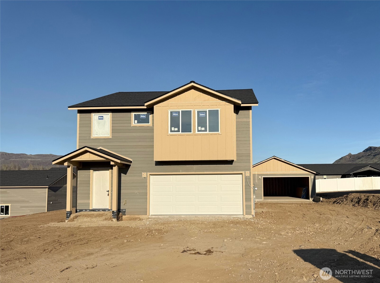 150 Juanita Way, Malaga, WA 98828