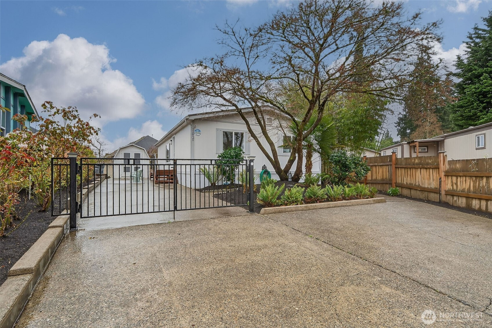 12825 NE 198th Court, Bothell, WA 98011