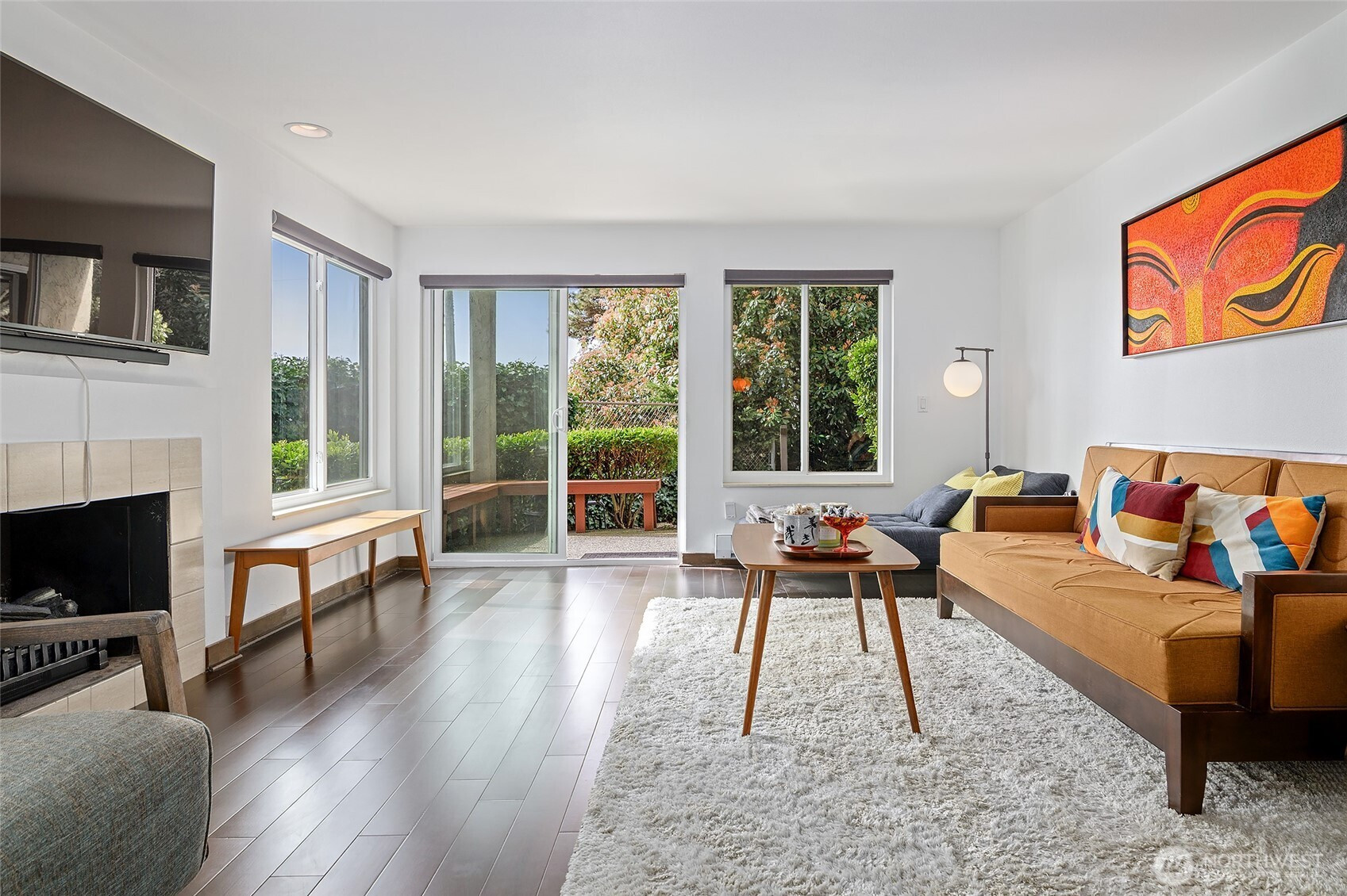 135 N 46th Street, Seattle, WA 98103