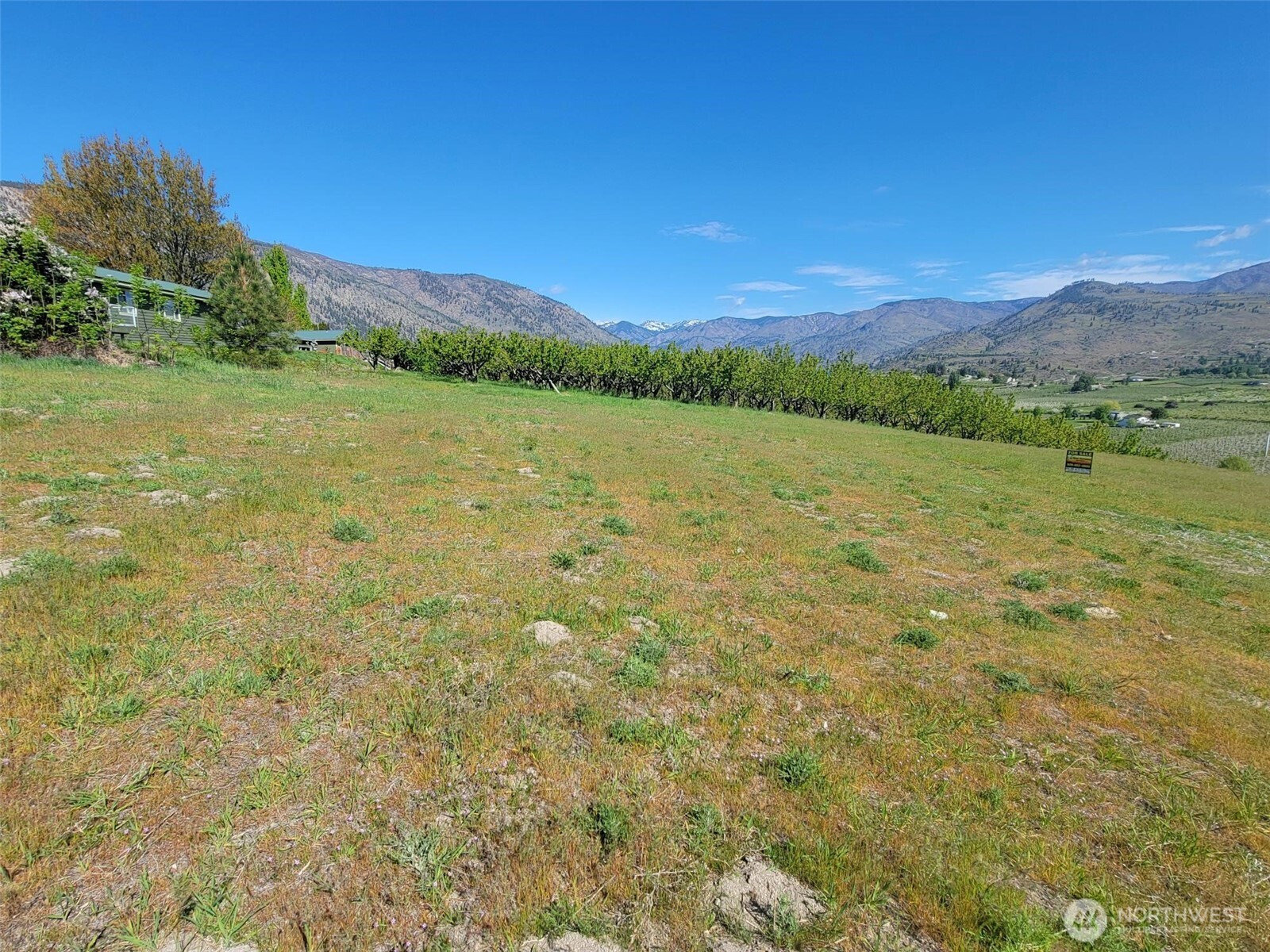 25 Milan Street, Manson, WA 98831