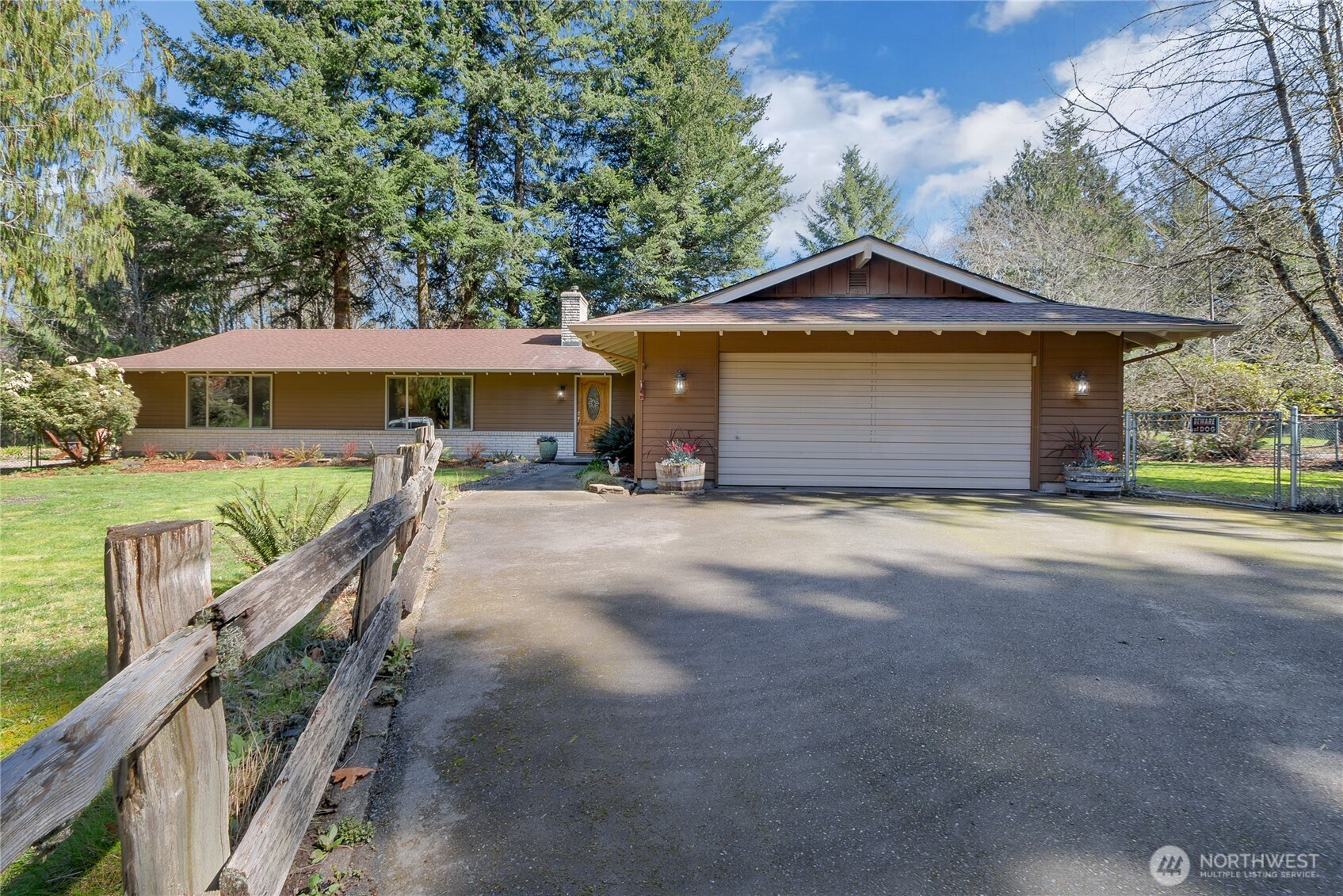 102 40 Crumb Road, Morton, WA 98356