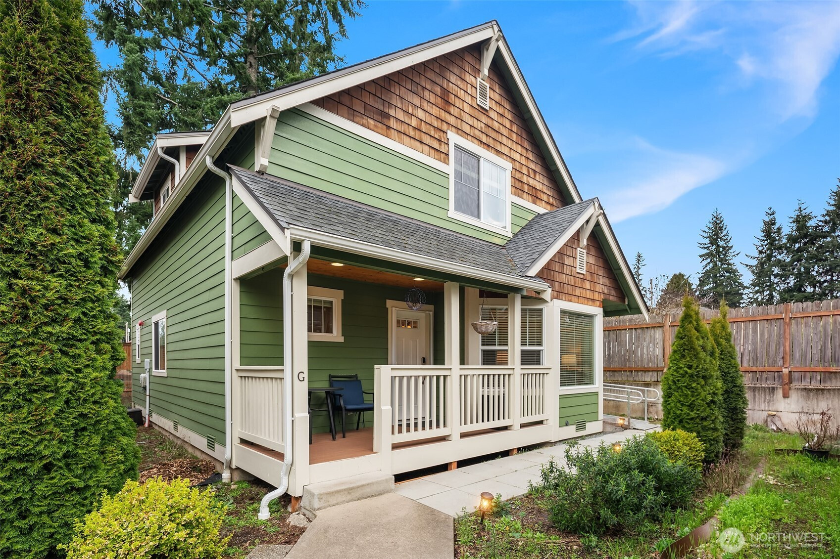 24226 52nd Avenue W, Mountlake Terrace, WA 98043