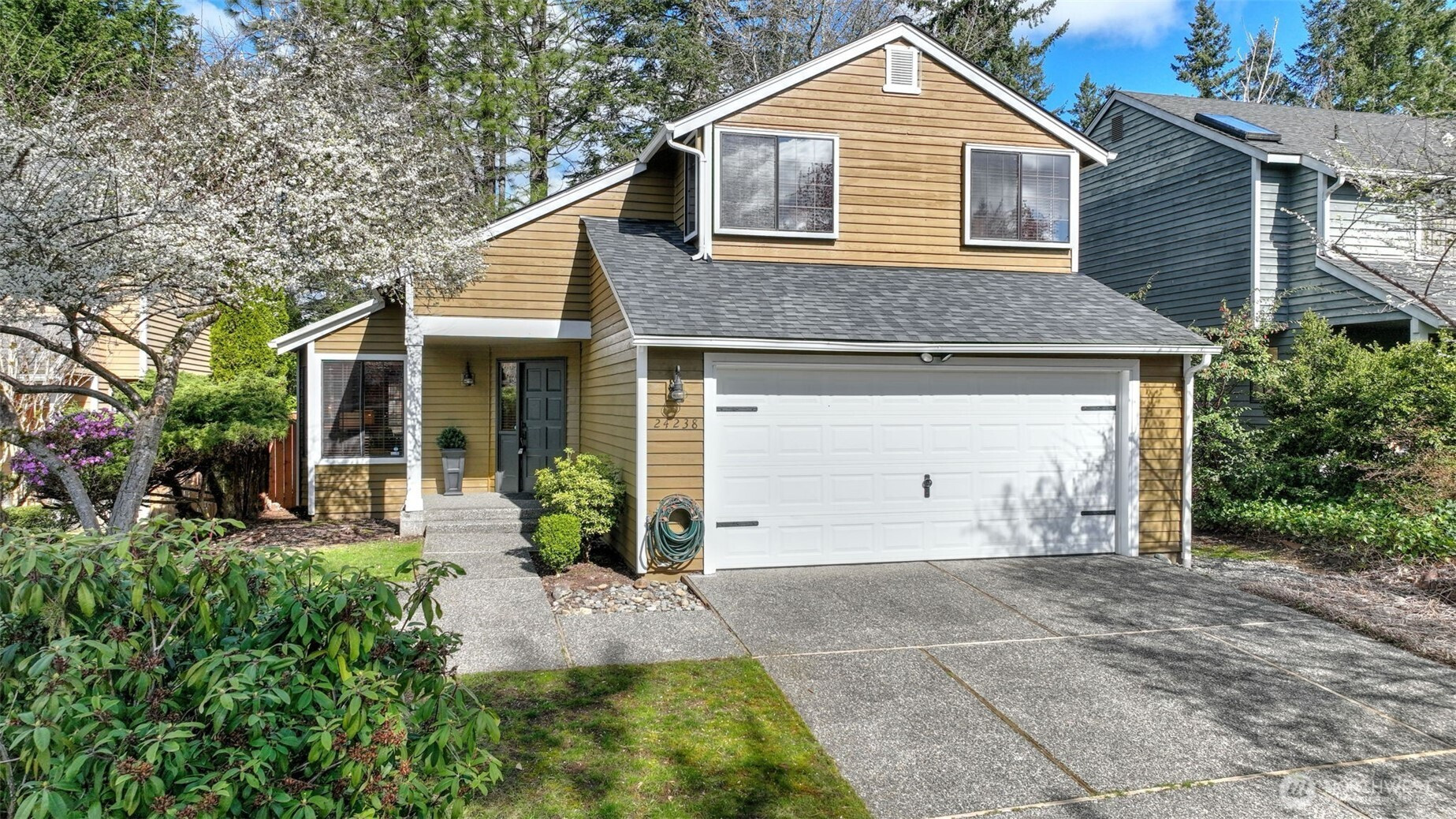 24238 SE 43rd Court, Sammamish, WA 98029