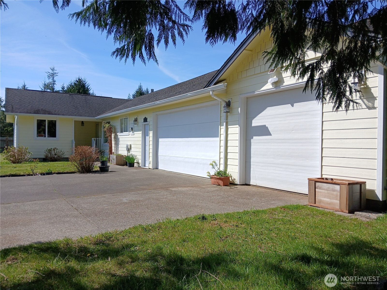 10 Spruce Court, South Bend, WA 98586