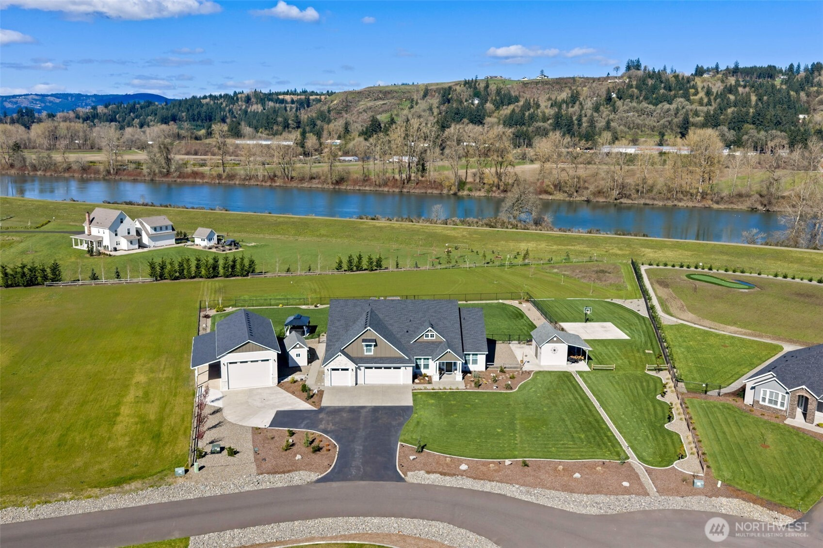 136 KLAZINA Court, Woodland, WA 98674