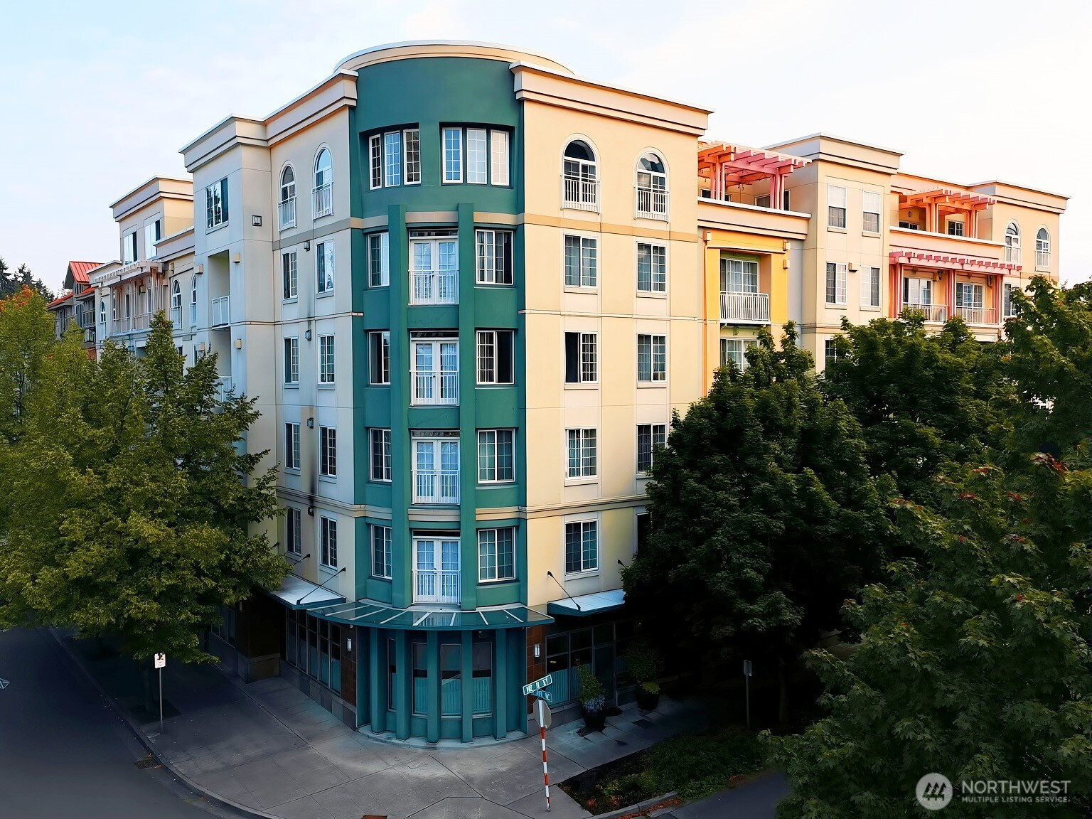 11004 NE 11th Street, Bellevue, WA 98004