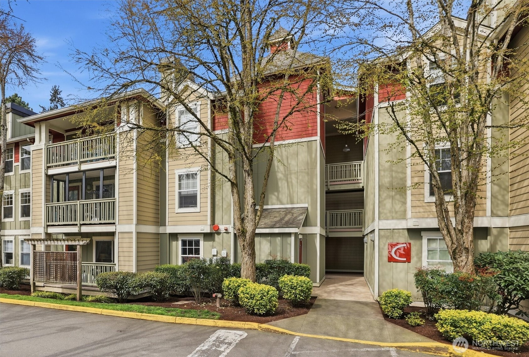 7711 NE 175th Street, Kenmore, WA 98028