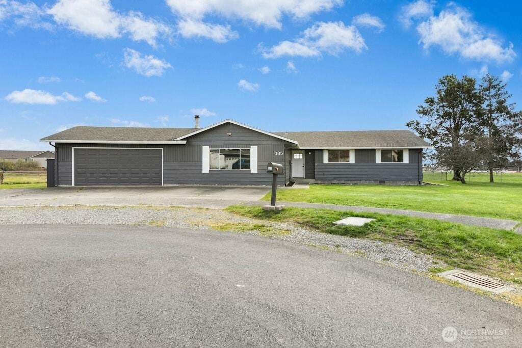 335 SW 4th Avenue, Oak Harbor, WA 98277