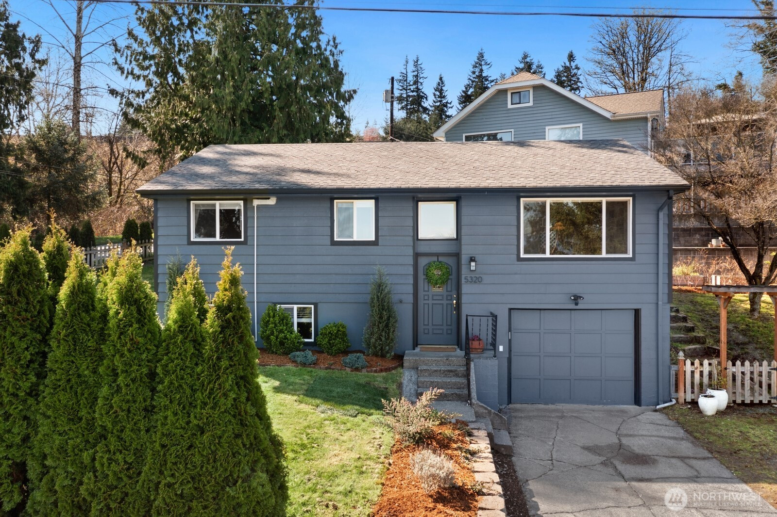 5320 S 4th Avenue, Everett, WA 98203