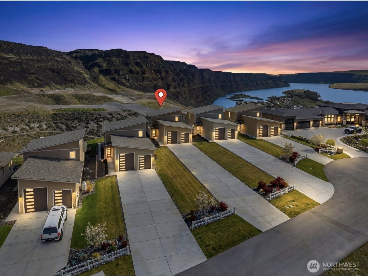 9773 Ridgeview Drive NW, Quincy, WA 98848