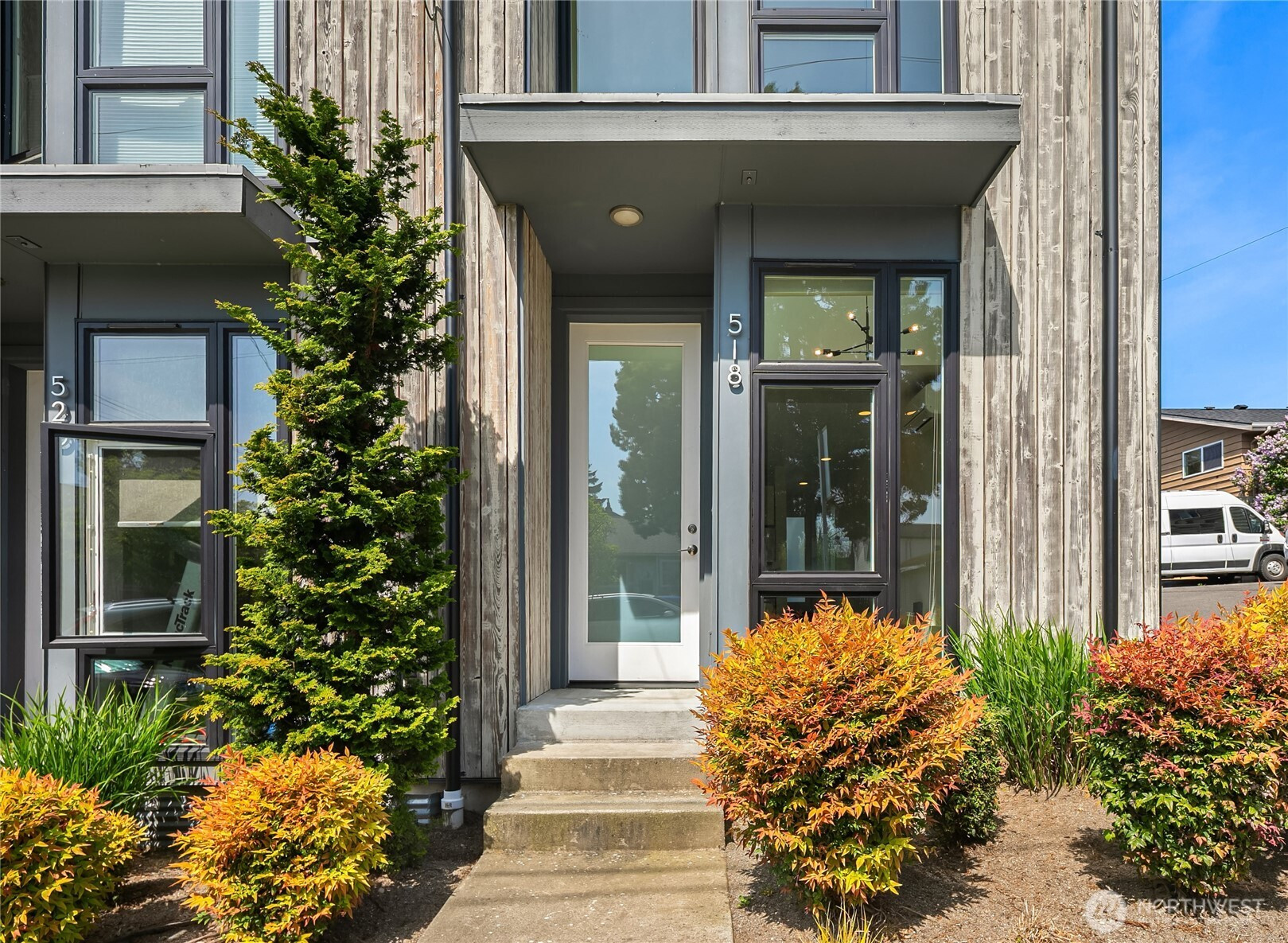518 NW Bright Street, Seattle, WA 98107