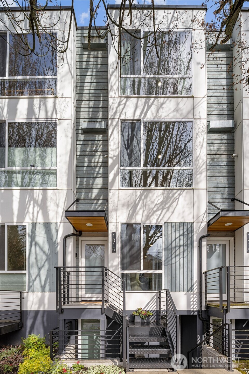 1816 Ave S 15th, Seattle, WA 98144