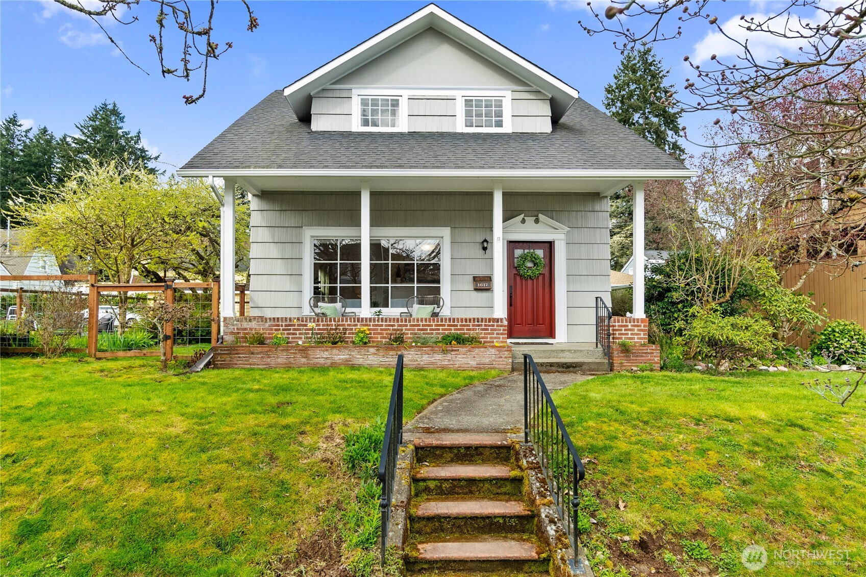 1617 Water Street SW, Olympia, WA 98501