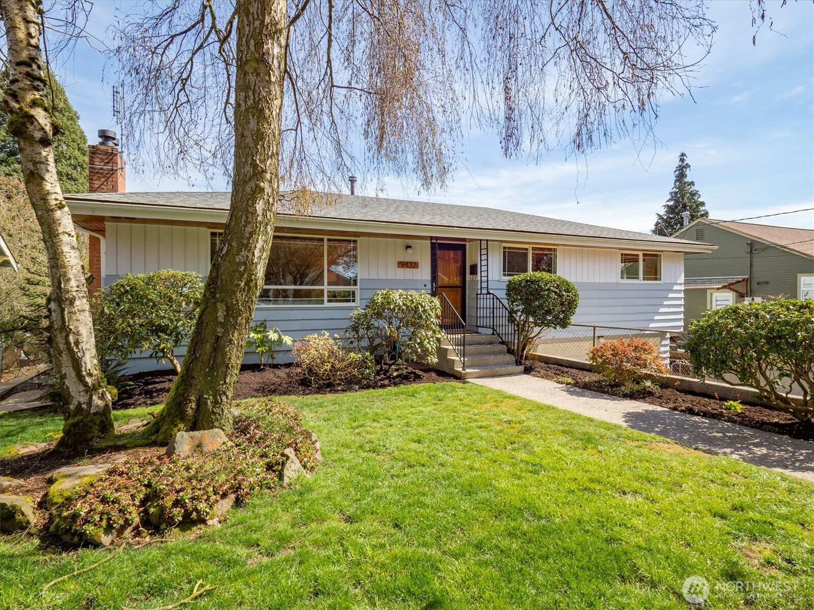 9432 13th Avenue SW, Seattle, WA 98106