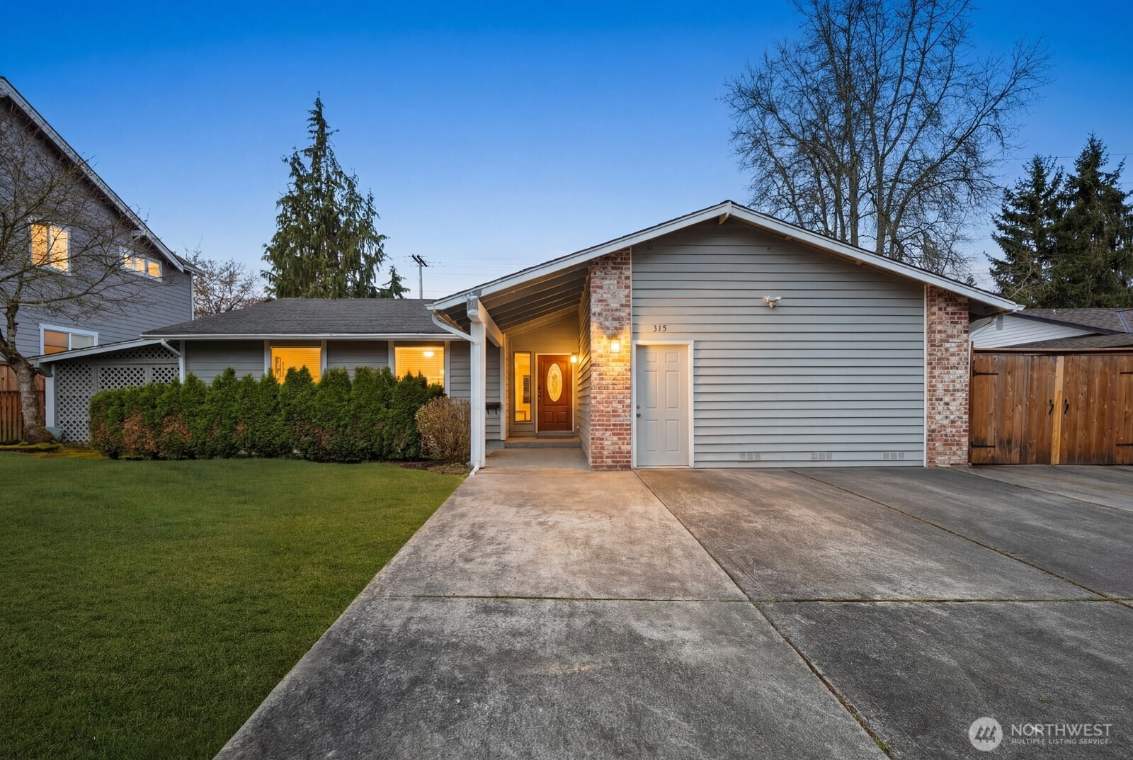 315 124th Place NE, Bellevue, WA 98005