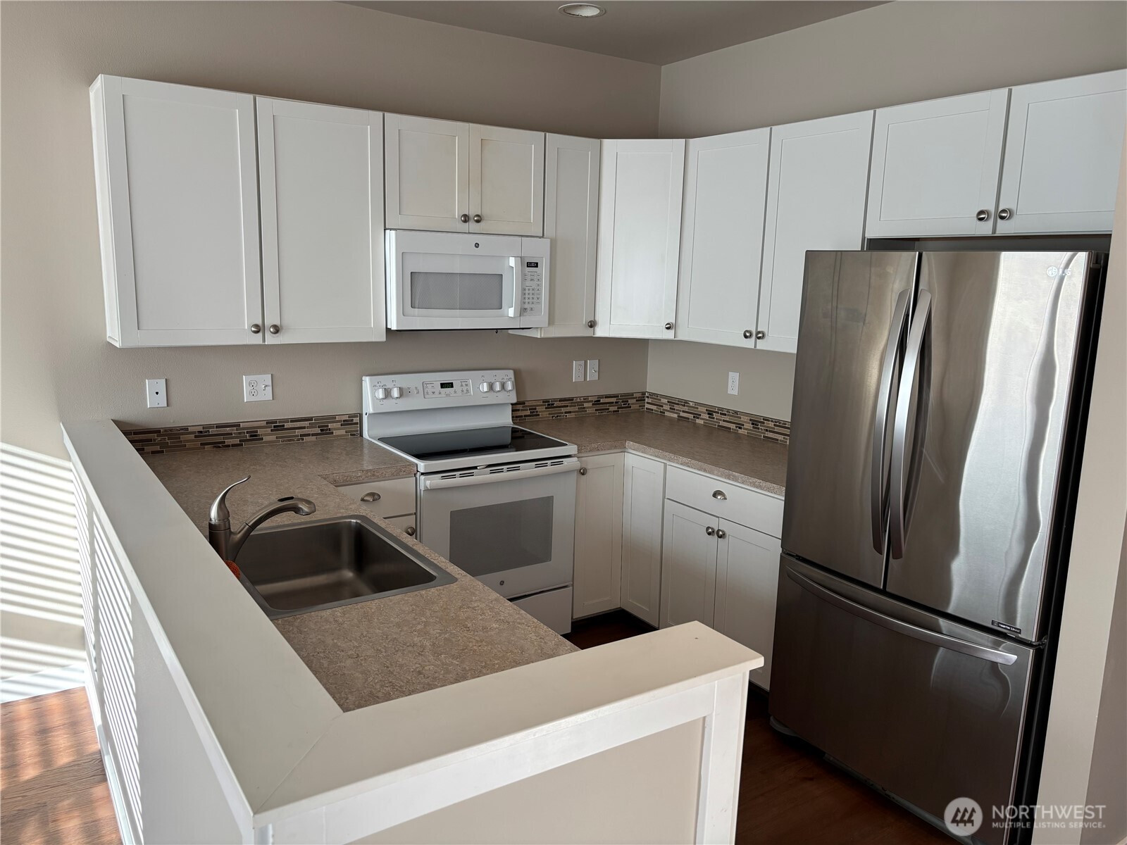 26787 Red Maple Lane NE, Kingston, WA 98346