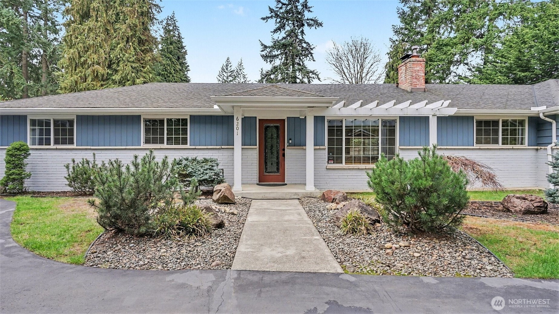 6201 Island Crest Way, Mercer Island, WA 98040