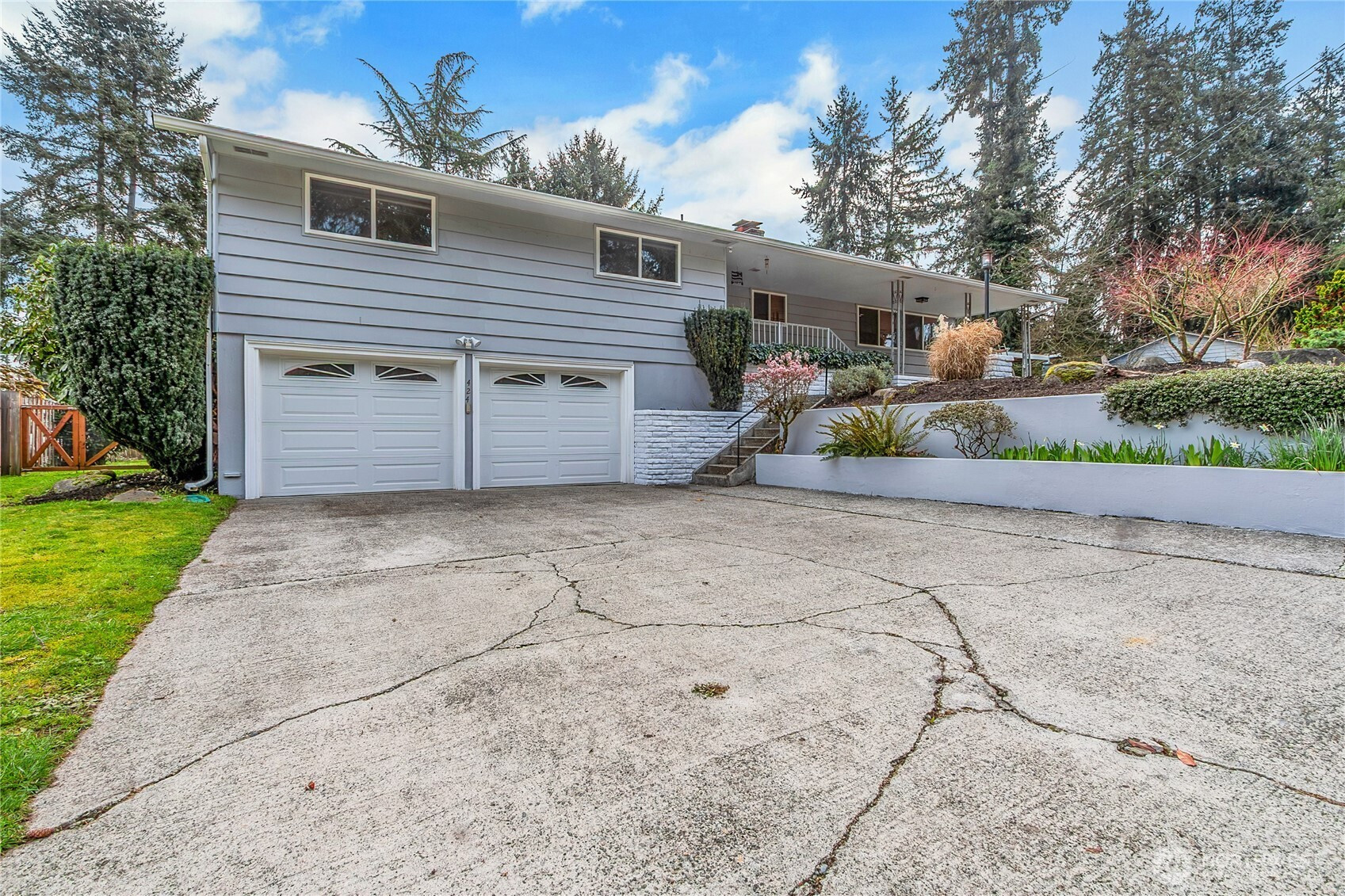 424 Ranger Drive SE, Lacey, WA 98503