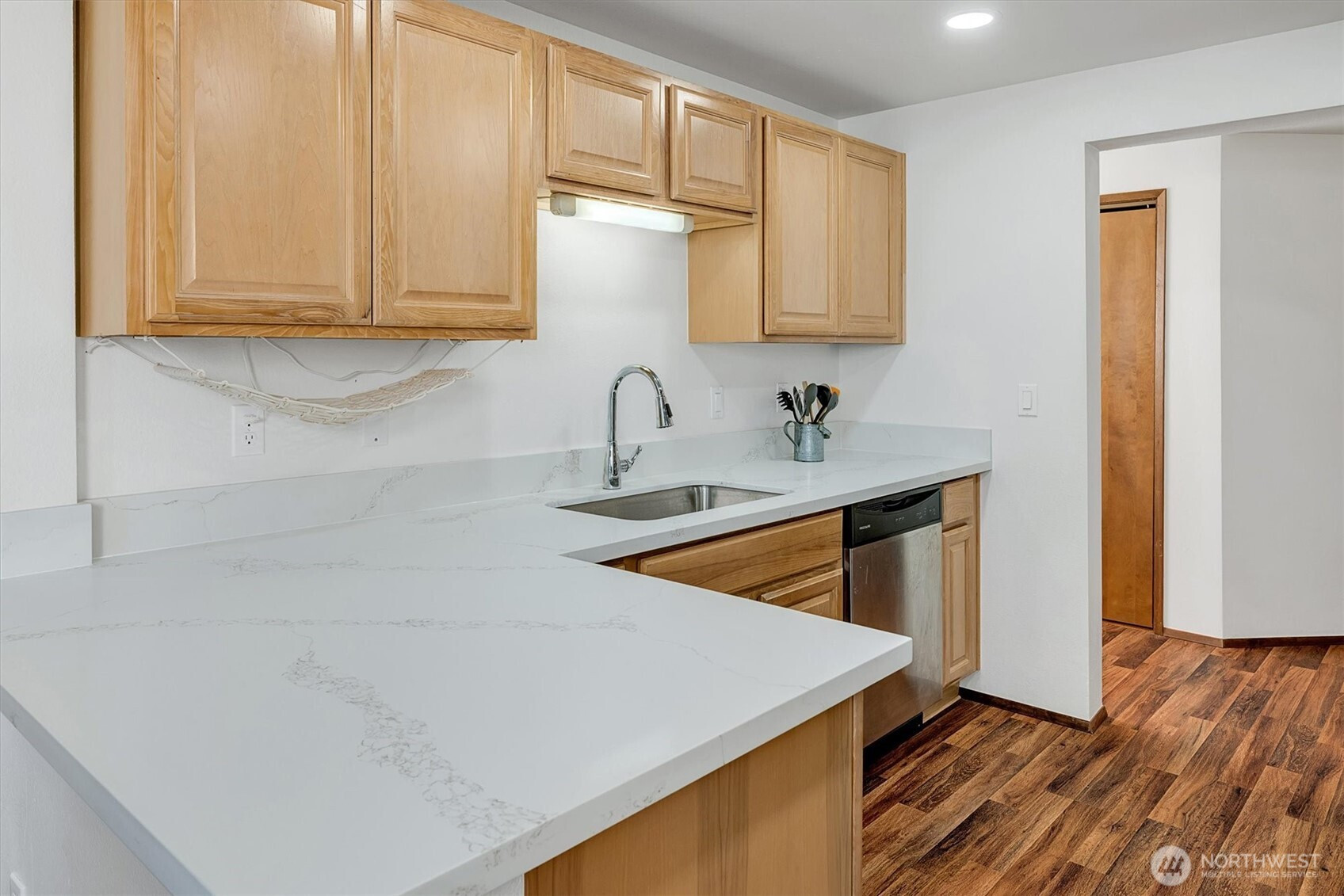 921 Pershing Ave, Bremerton, WA 98312