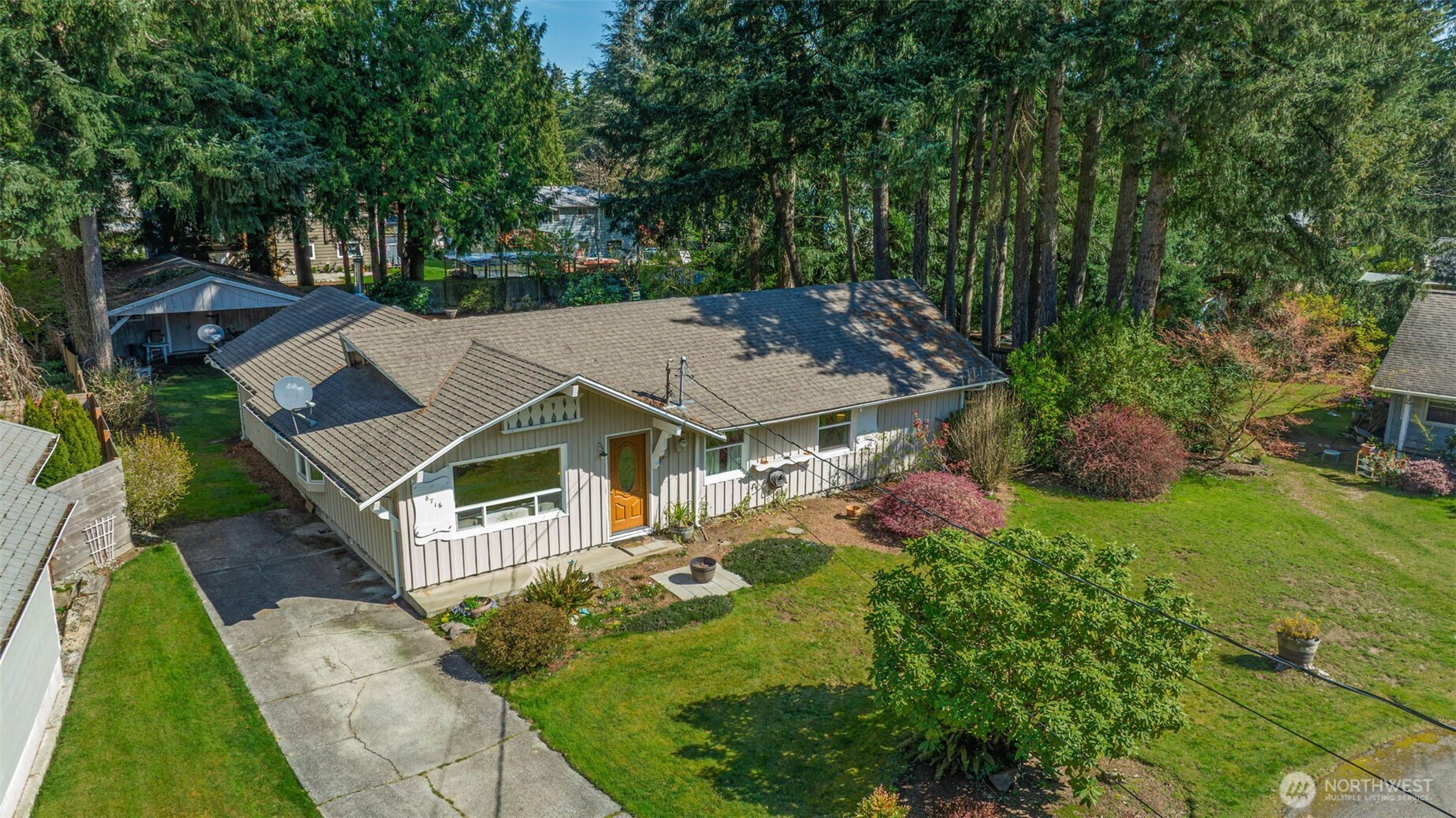 8716 NE 135th Place, Kirkland, WA 98034