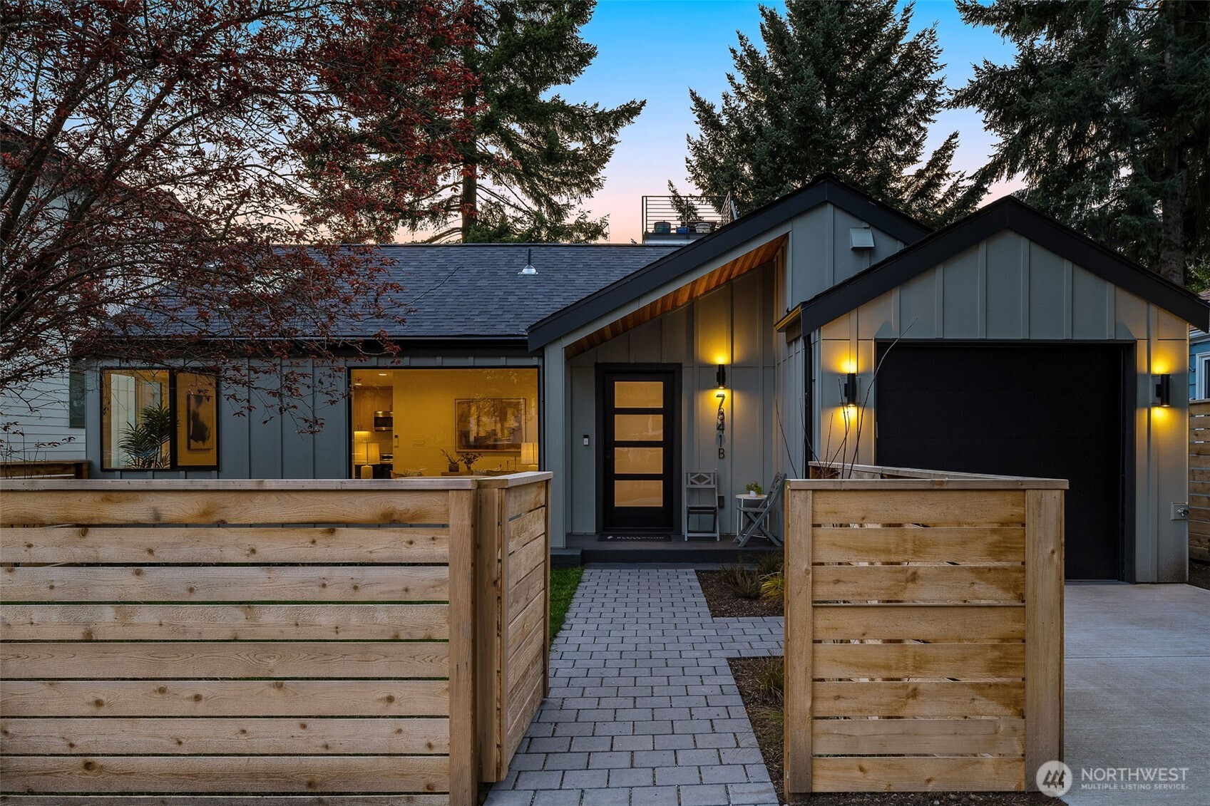 7341 B 21st Avenue NE, Seattle, WA 98115