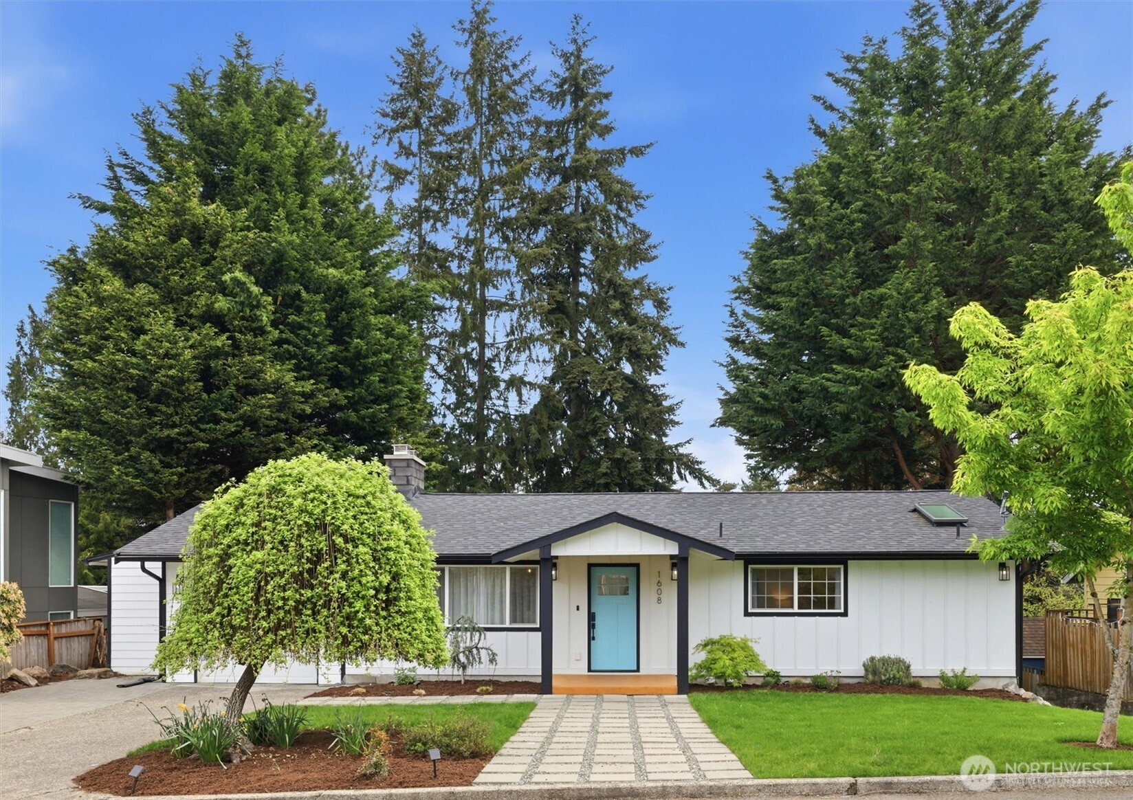 1608 172nd Avenue NE, Bellevue, WA 98008