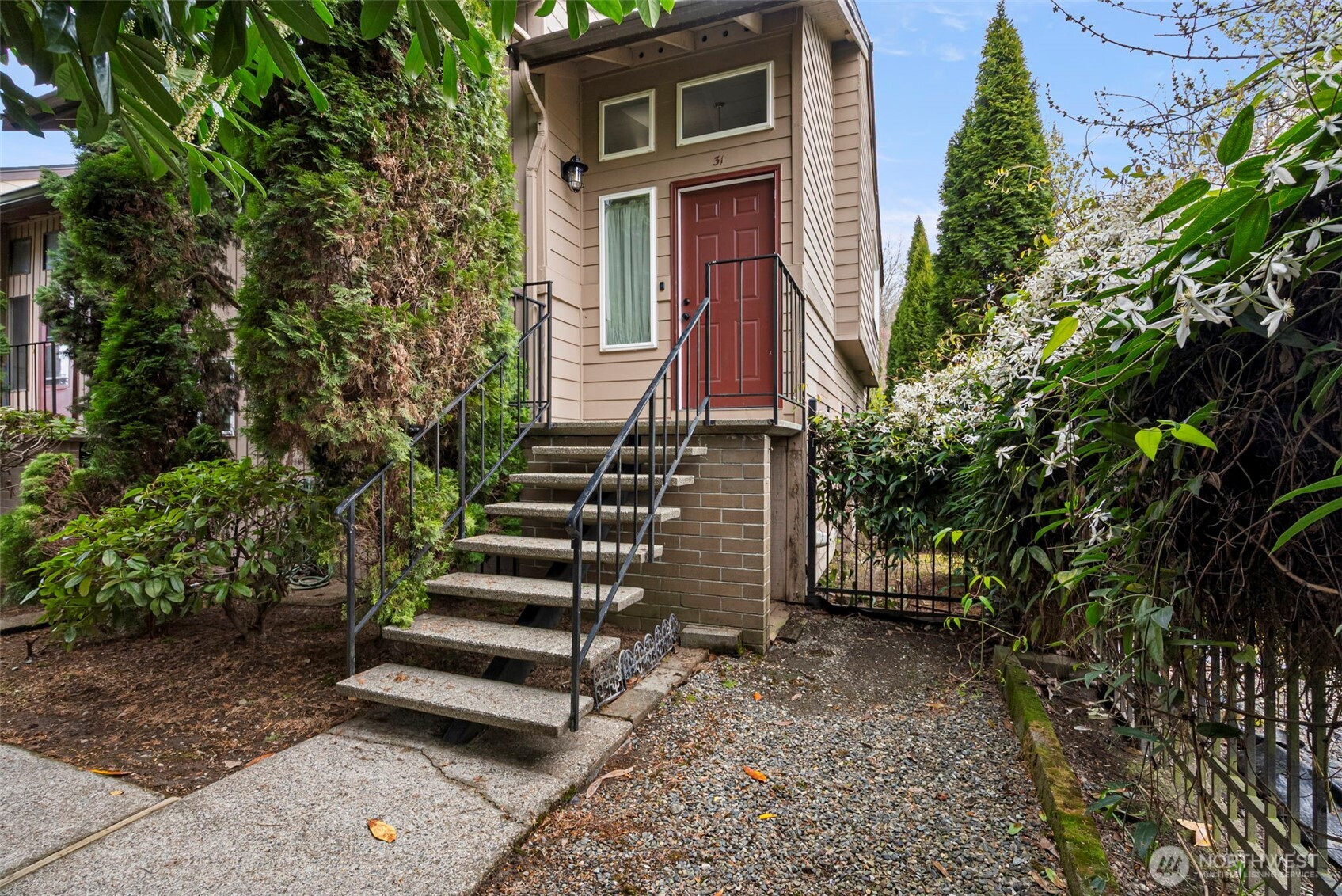 8503 S 259th Street, Kent, WA 98030