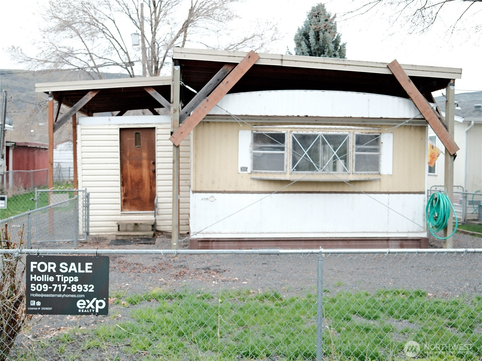 305 Burdin Boulevard, Grand Coulee, WA 99133