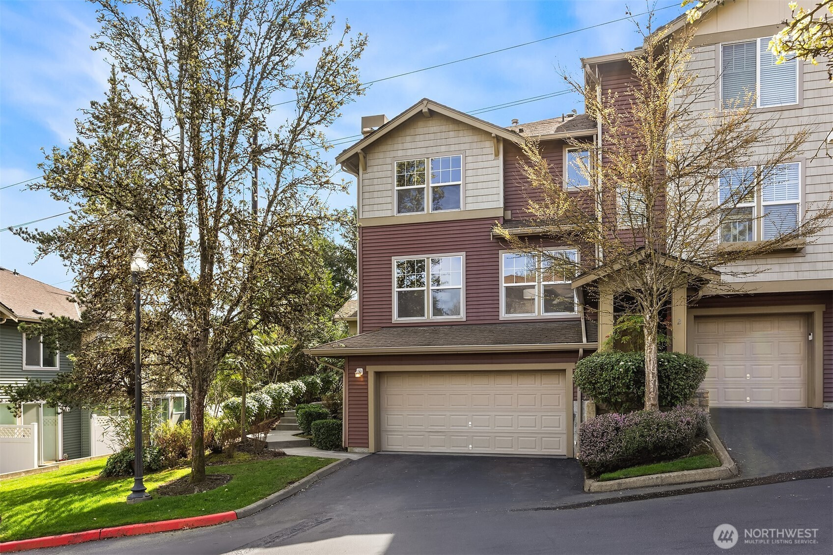 21507 42nd Avenue S, SeaTac, WA 98198