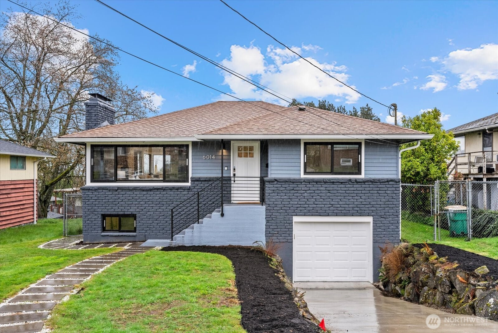 6014 31st Avenue S, Seattle, WA 98108