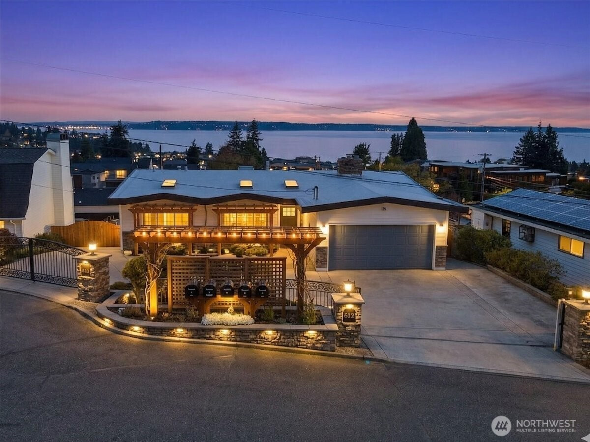 612 View Place, Edmonds, WA 98020