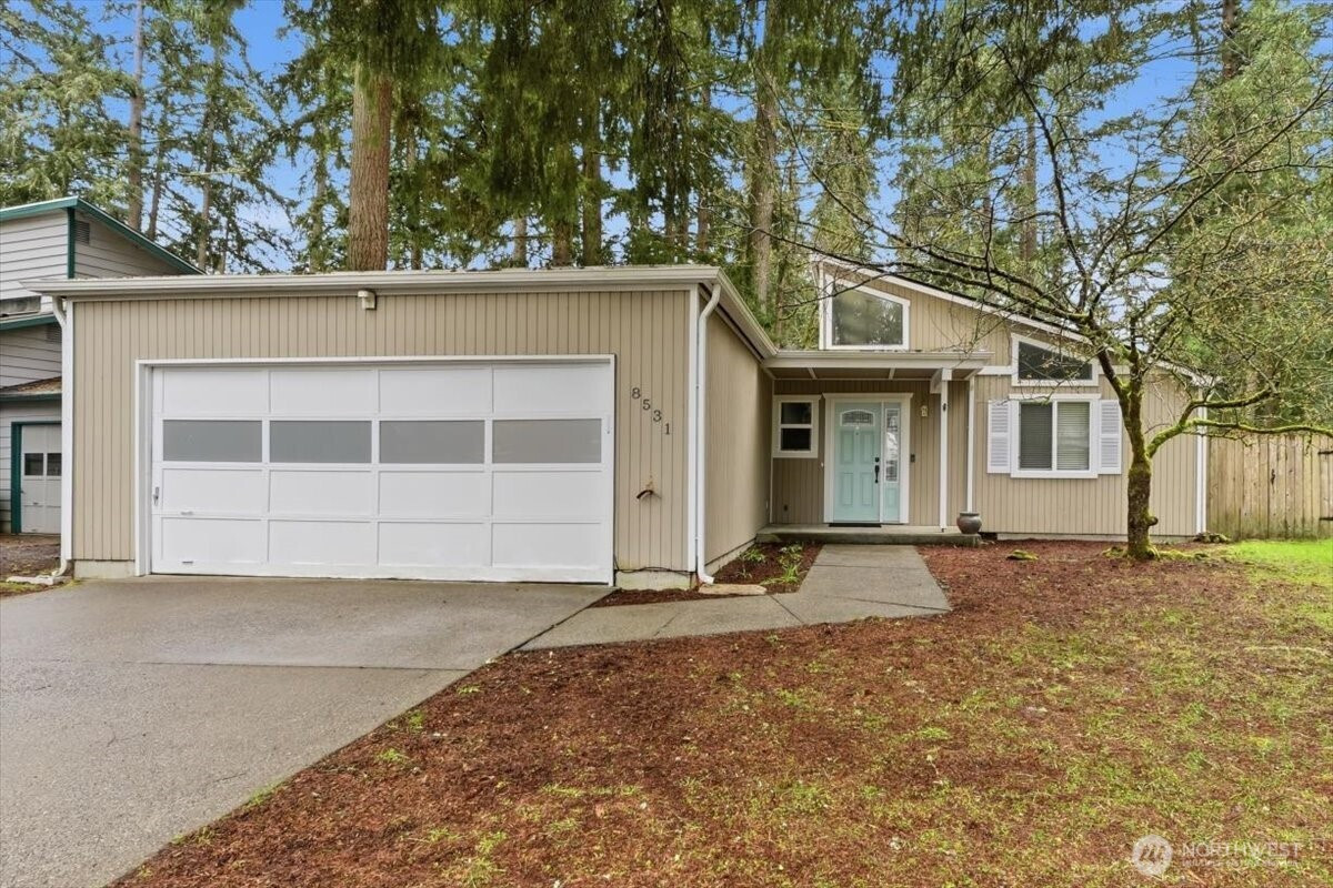 8531 Lake Forest Drive SE, Lacey, WA 98503