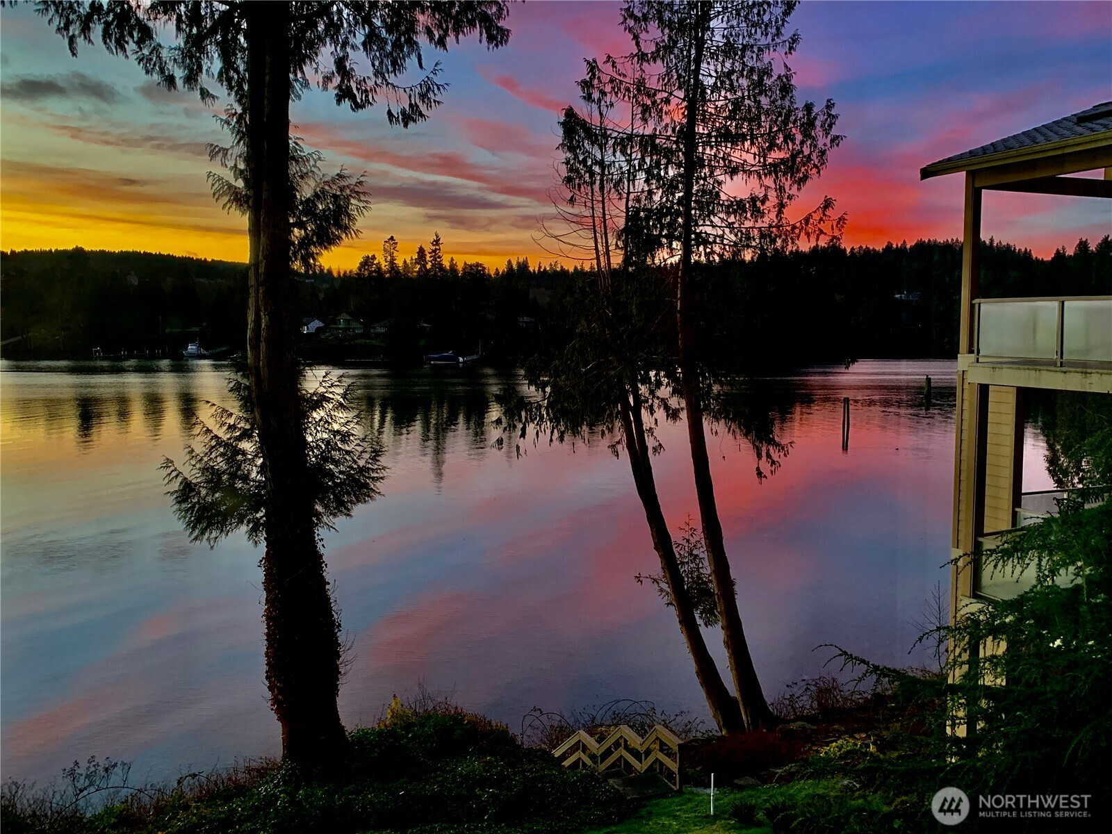 221 N Bay Lane, Port Ludlow, WA 98365