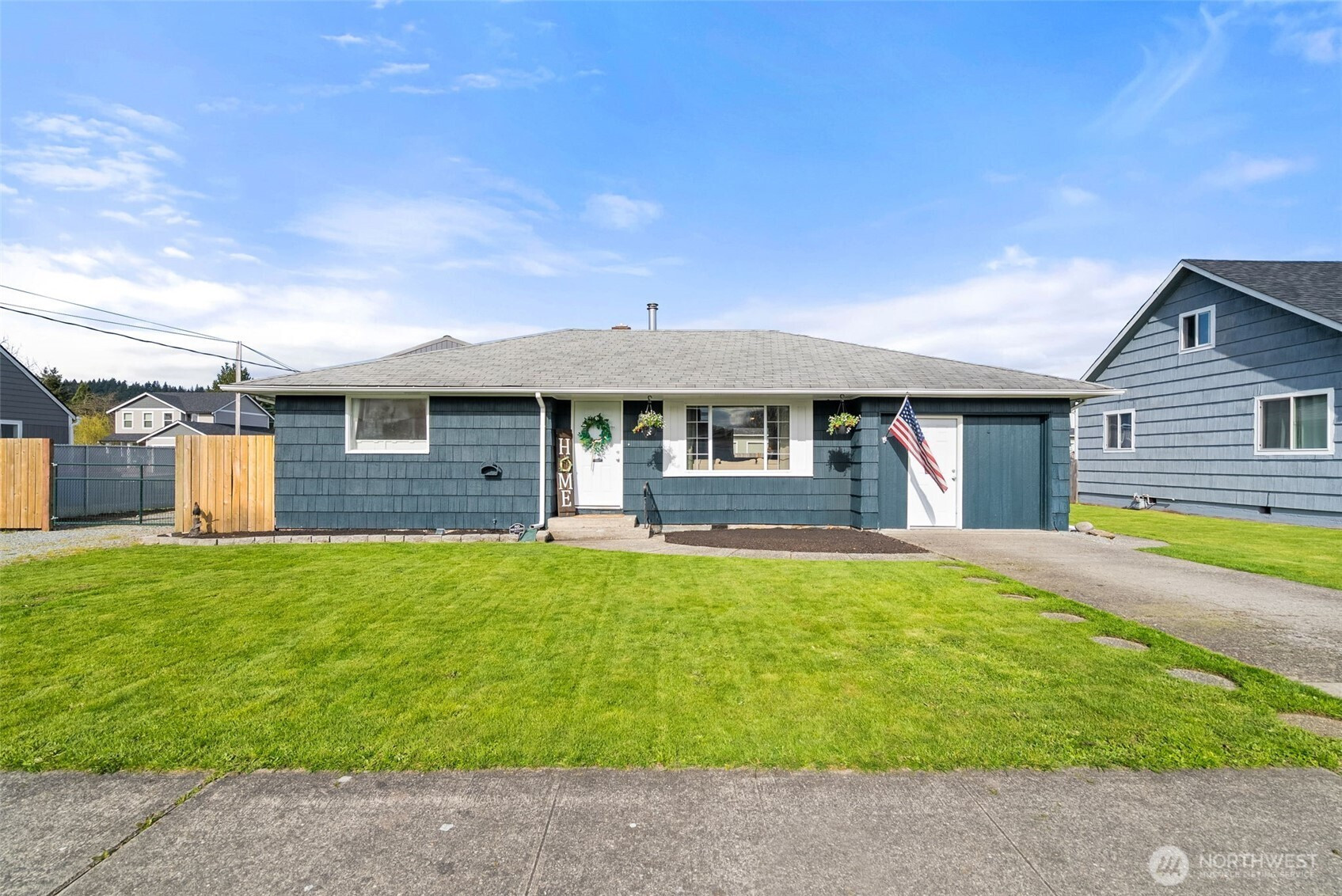 120 Tacoma Avenue NW, Orting, WA 98360