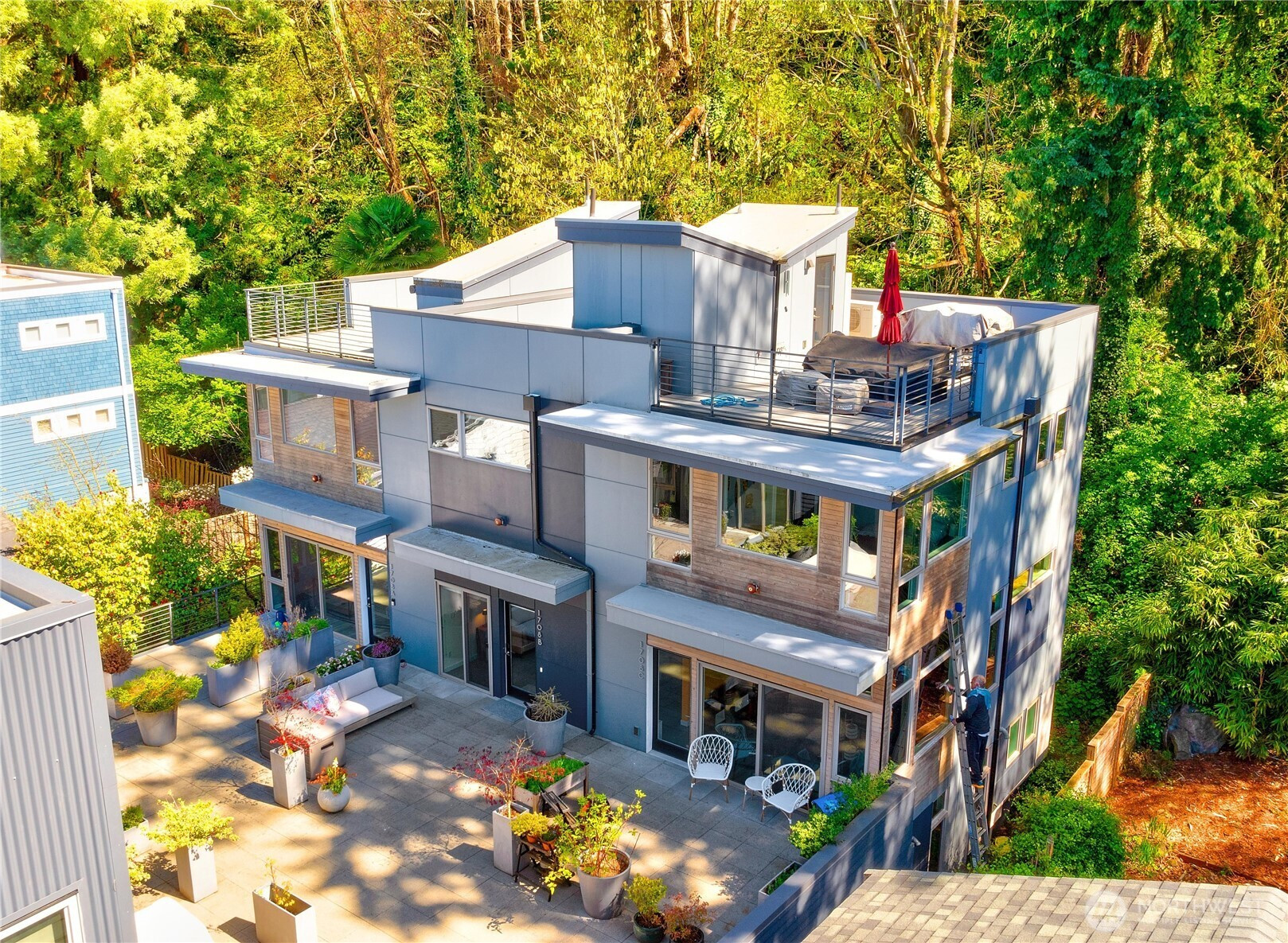 1708 Alki Avenue SW, Seattle, WA 98116