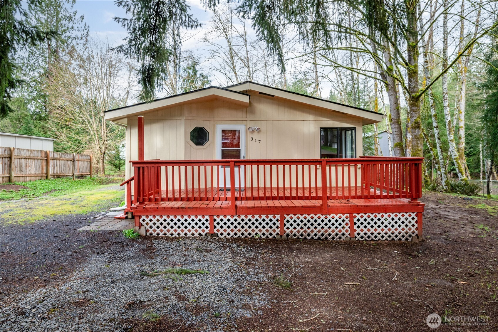 317 Rollingwood Drive, Kelso, WA 98626