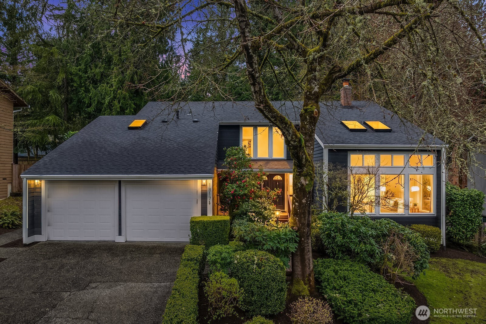 1817 220th Place NE, Sammamish, WA 98074
