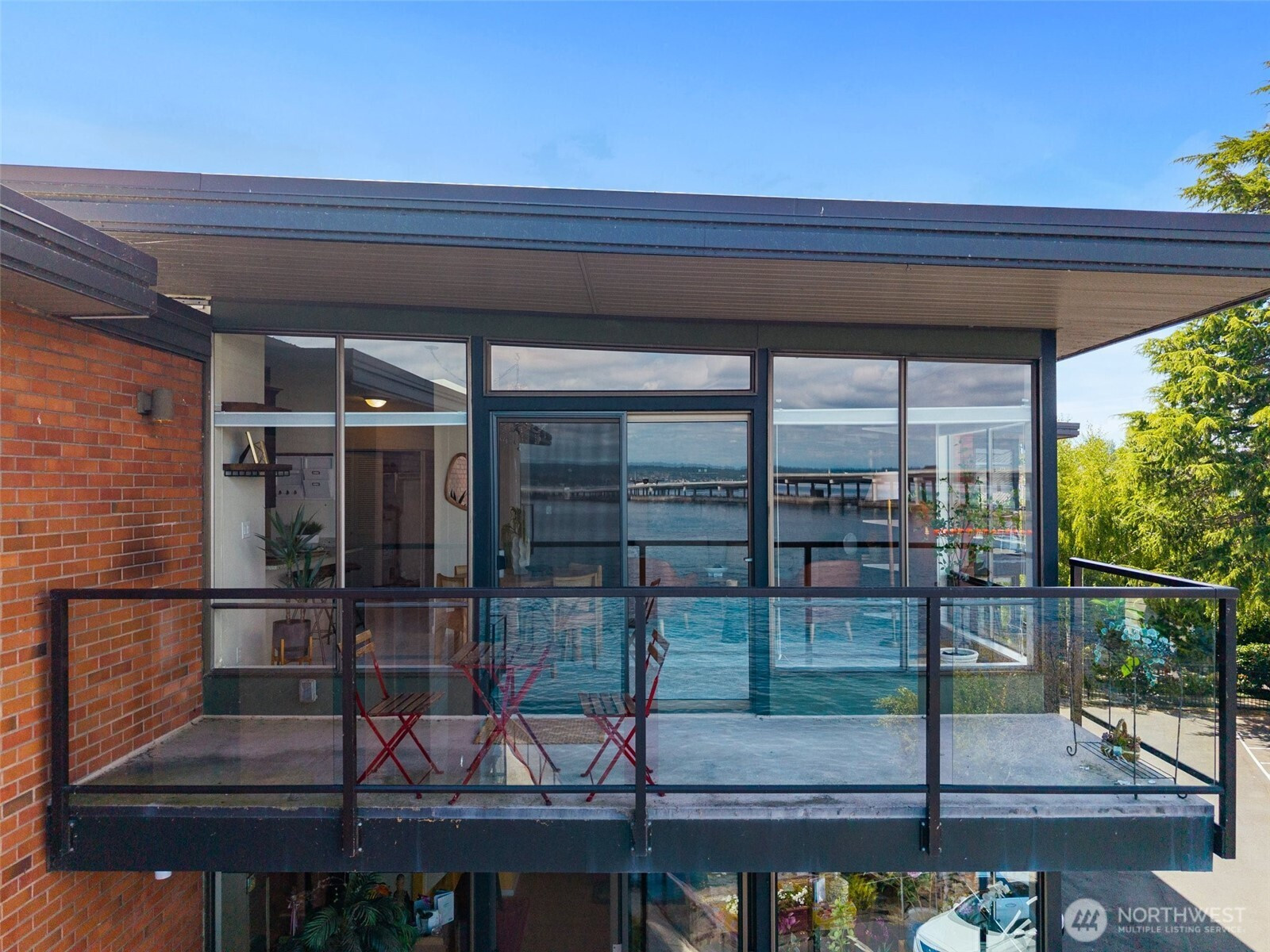 2360 43rd Ave E, Seattle, WA 98112