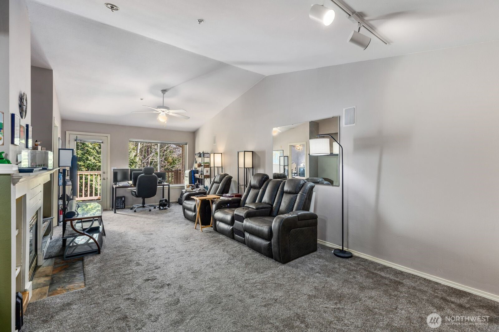 11501 7th Avenue W, Everett, WA 98204