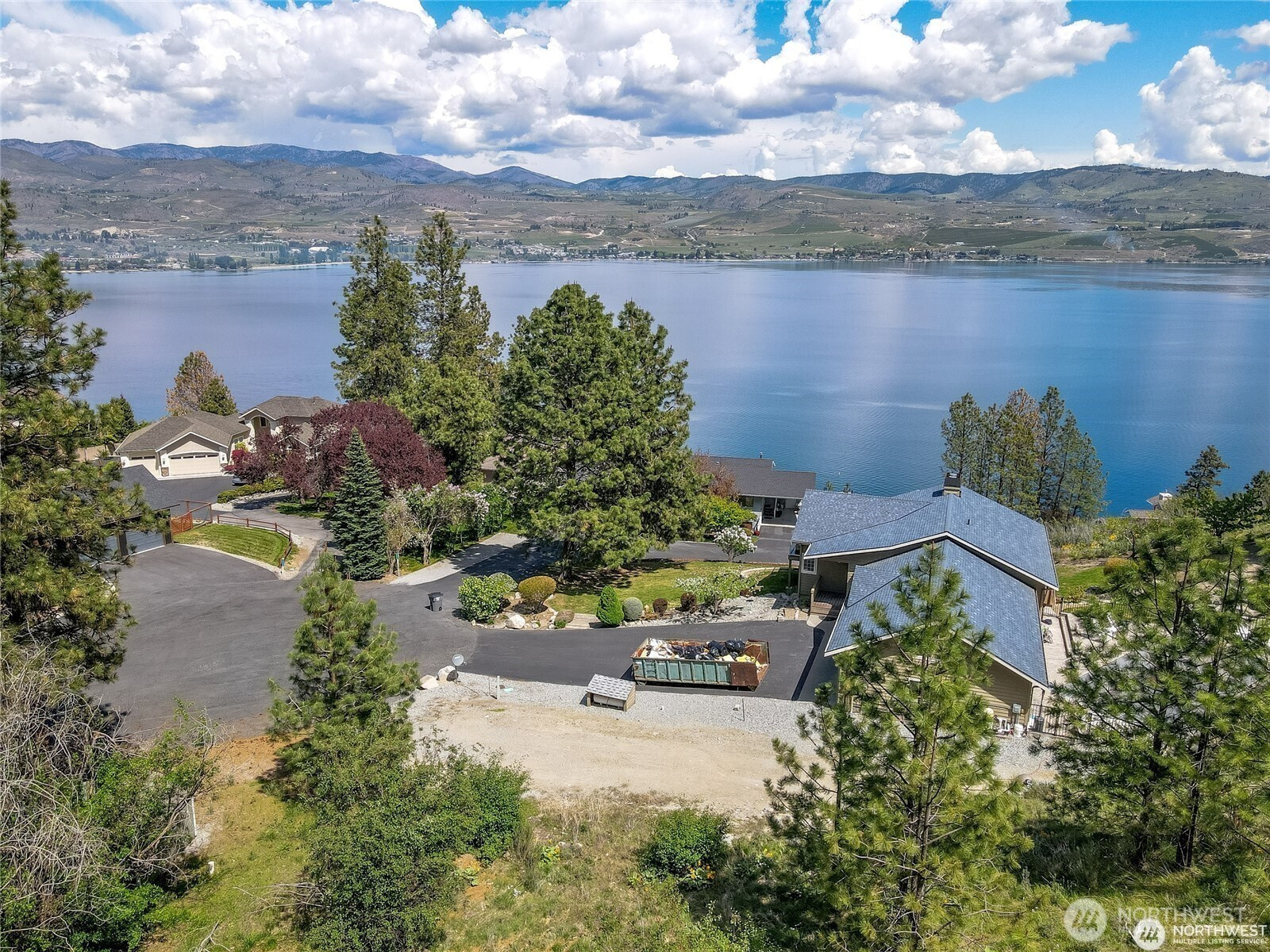 4057 Lakeview Place, Chelan, WA 98816