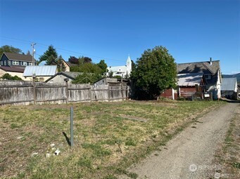 200 E Arizona Avenue, Roslyn, WA 98941